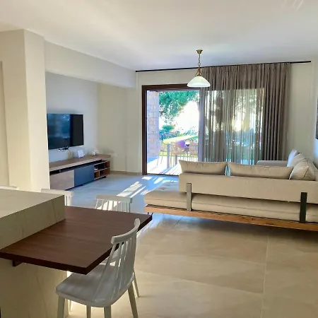 Dream - Luxury Elani